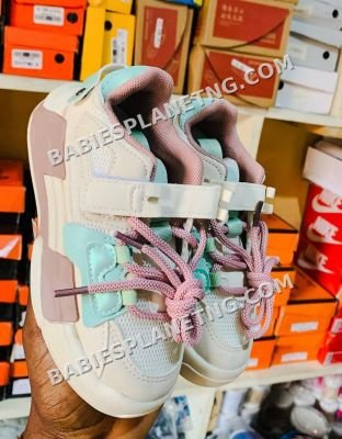 Girls Sneakers