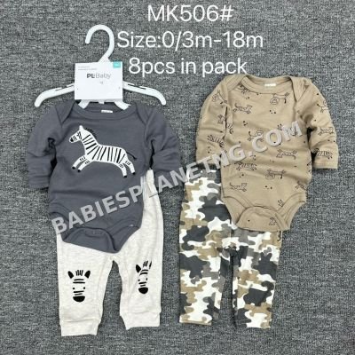 8-piece baby clothing in sizes 0/3m - 18m