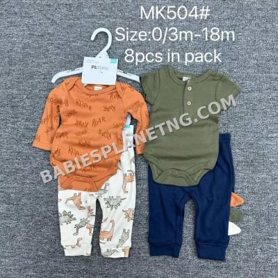 8-piece baby clothing in sizes 0/3m - 18m
